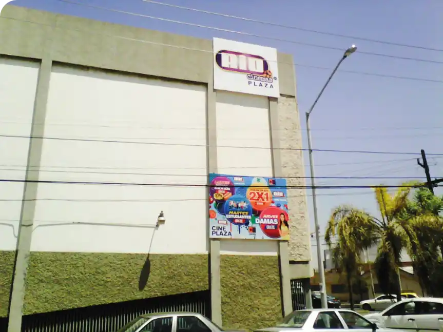 Instalación de anuncio publicitario de formato especial